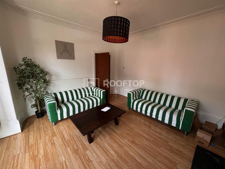 St. Michaels Terrace, Headingley, Leeds, LS6 3BQ