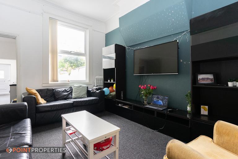 Gresford Avenue, Wavertree, Liverpool, L17 2AN