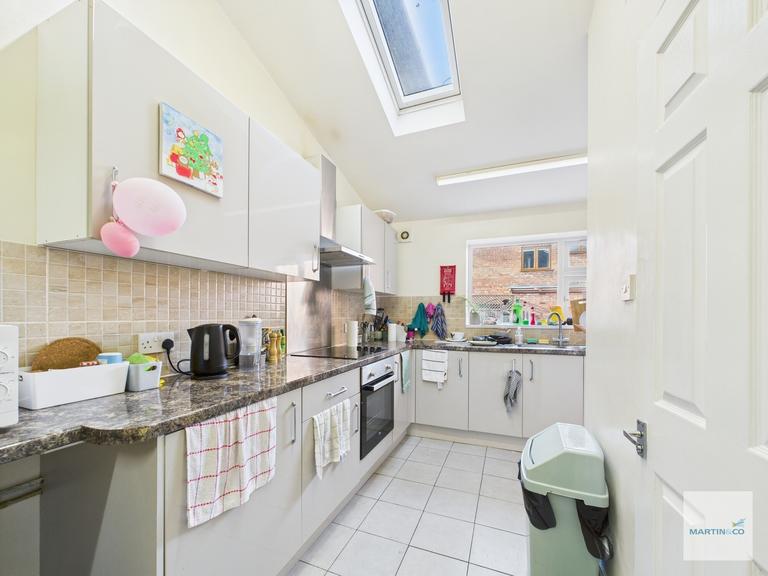 Broadgate, Beeston, Nottingham, NG9 2HD