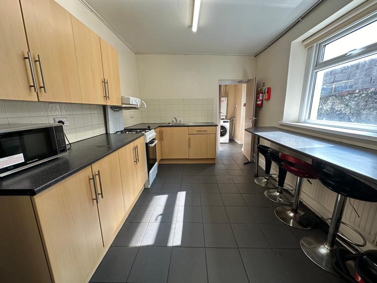Henrietta Street, City Centre, Swansea, SA1 4HN