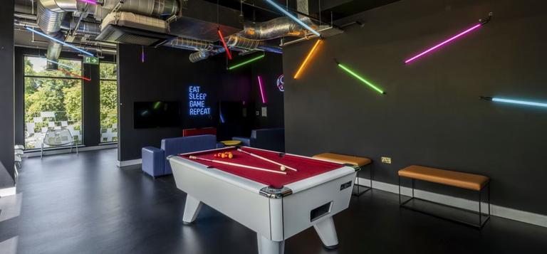 Lido Road, Guildford, Surrey, GU1 1FQ