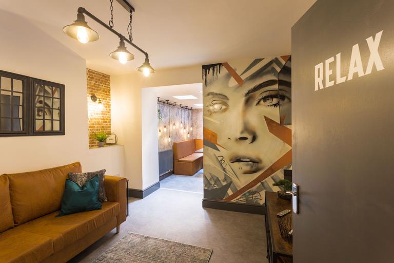 Westbury Street, Brynmill, Swansea, SA1 4JN