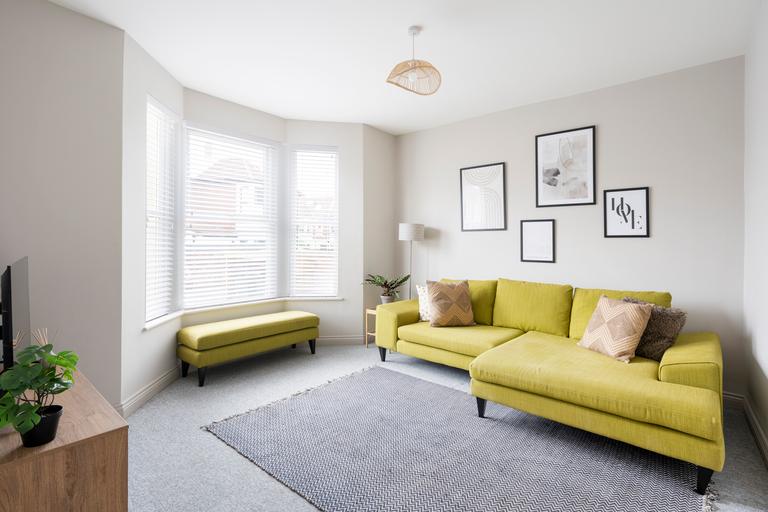 6 bedroom house for rent Maple Road, Bristol, BS7 8RD UniHomes