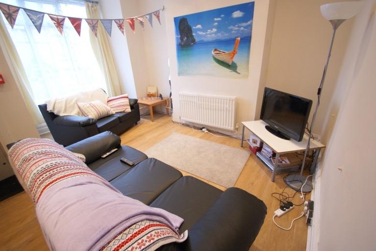 Lucas Street, Woodhouse, Leeds, LS6 2JD