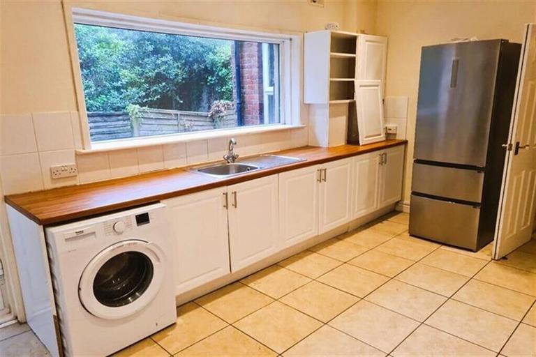 Sedgley Road, Winton, Bournemouth, BH9 2JN