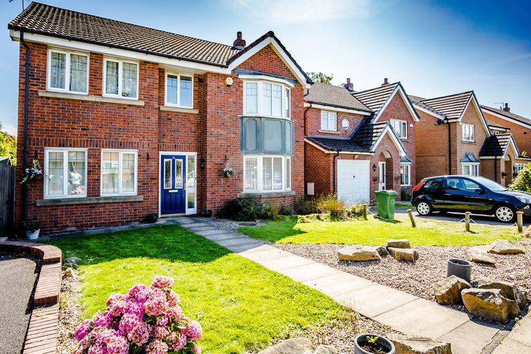 Springwood Hall Gardens, Springwood, Huddersfield, HD1 4HA