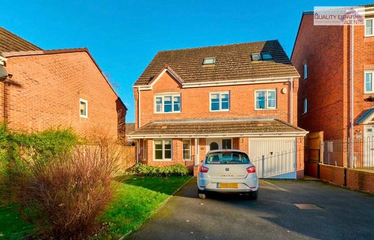 Galingale View, Newcastle-under-Lyme, Keele, ST5 2GQ