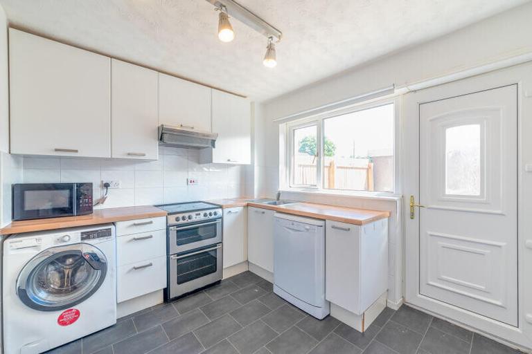 Paxton Gardens, Thorneywood, Nottingham, NG3 2GG