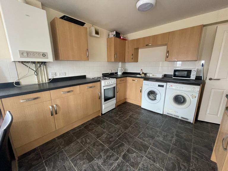 2 bedroom apartment for rent 213 Fulwood Road, Sheffield, S10 3BA