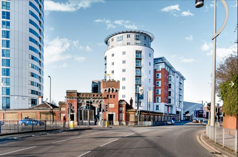 Gunwharf Quays, City Centre, Portsmouth, PO1 3SH