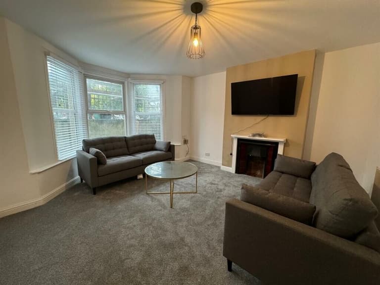 Sussex Place, Montpelier, Bristol, BS2 9QR Sussex Place, Montpelier, Bristol, BS2 9QR