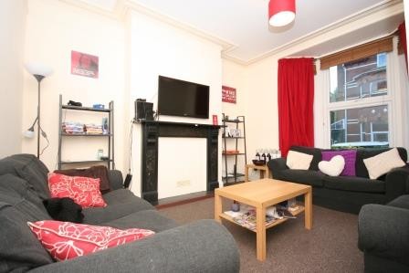 Hillsborough Avenue, Pennsylvania, Exeter, EX4 6BW