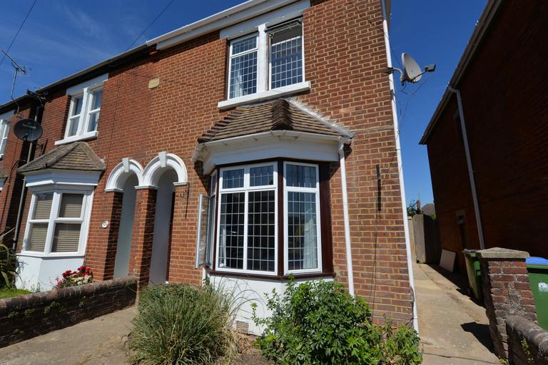 Mayfield Road, Highfield, Southampton, SO17 3SX