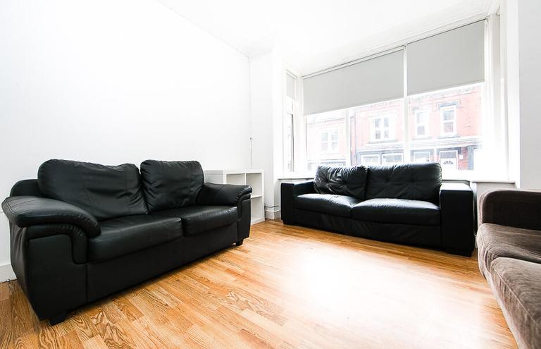 Winston Gardens, Headingley, Leeds, LS6 3LA