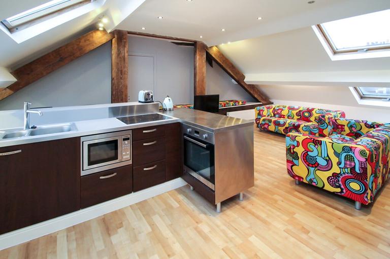 Delph Lane, Woodhouse, Leeds, LS6 2HQ
