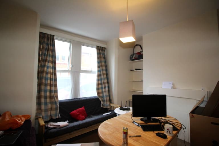 Newport Street, Lewes Road, Brighton, BN2 3HL Newport Street, Lewes Road, Brighton, BN2 3HL