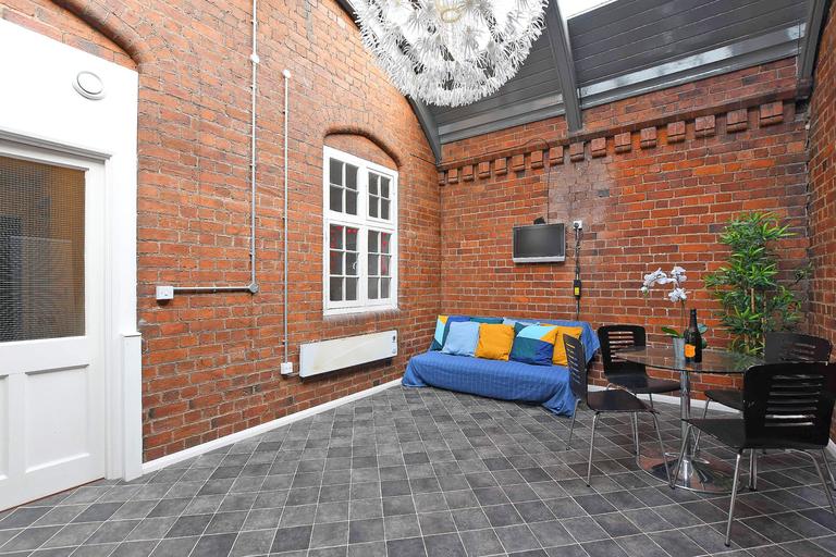 132 Clough Road, City Centre, Sheffield, S2 4BN