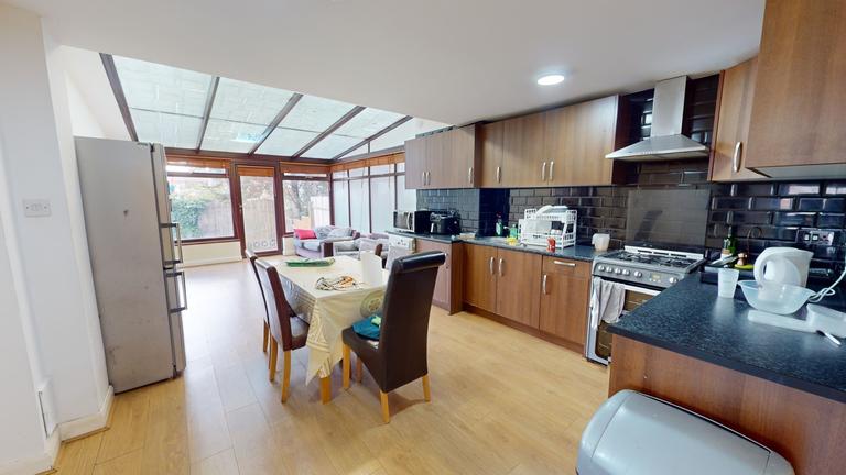 Heeley Road, Selly Oak, Birmingham, B29 6EZ