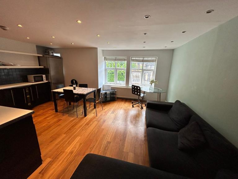 Church Wood Avenue, Headingley, Leeds, LS16 5LF