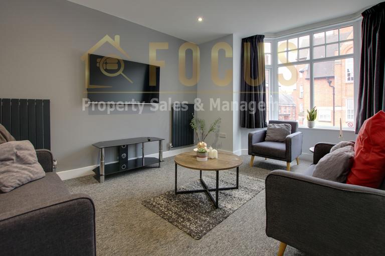 Clarendon Park Road, Clarendon Park, Leicester, LE2 3AH