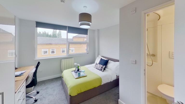 Middle Street, Beeston, Nottingham, NG9 1FX