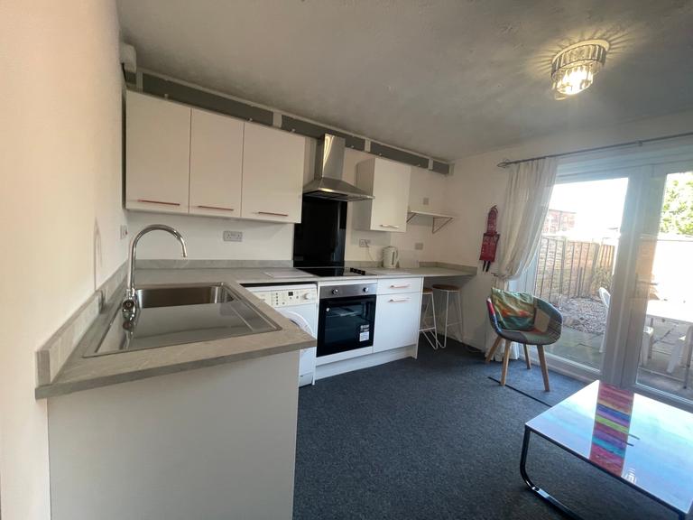 Meadow Close, West Bridgford, Nottingham, NG2 3HZ