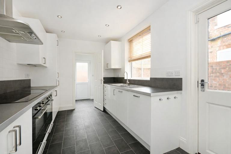 Abbeydale Road, Sharrow, Sheffield, S7 1FJ