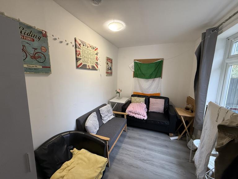 Ivory Road, North & West Earlham, Norwich, NR4 7DT