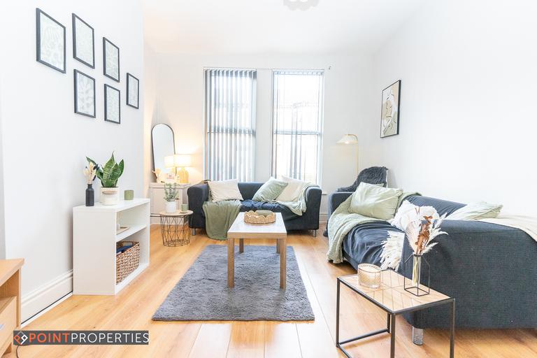 Salisbury Road, Wavertree, Liverpool, L15 1HN