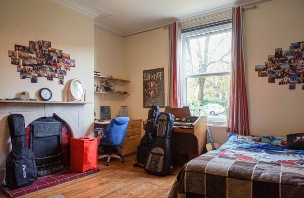 Buckingham Mount, Hyde Park, Leeds, LS6 1DN