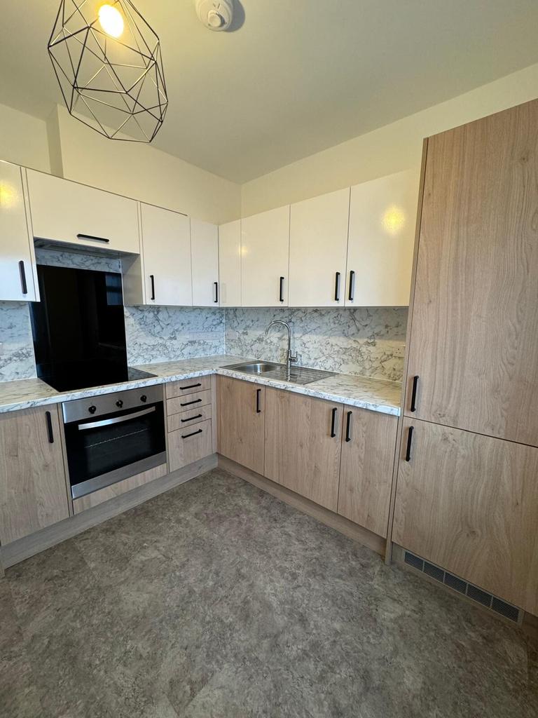 Bath Road, Brislington, Bristol, BS4 3EU