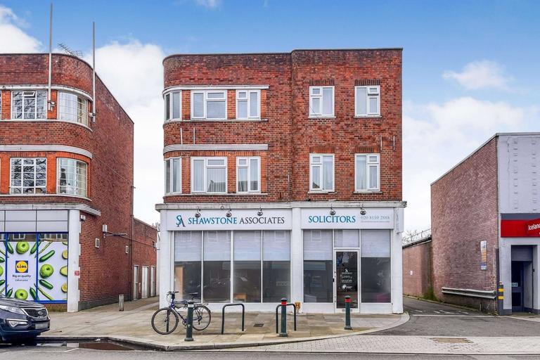 High Street, Twickenham, London, TW2 7LT