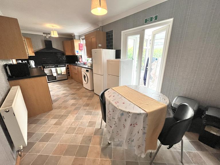 Waring Road, North & West Earlham, Norwich, NR5 8RL