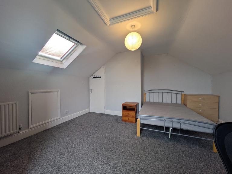 Highfield Road, Dunkirk, Nottingham, NG7 2JE