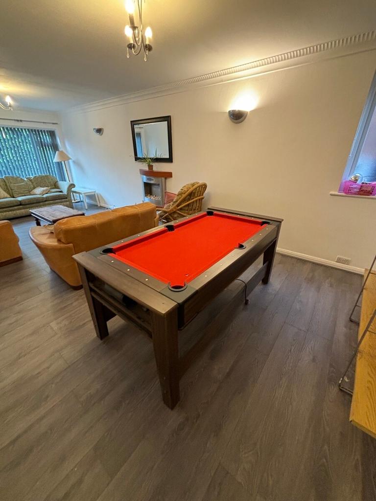 Wollaton Hall Drive, Wollaton, Nottingham, NG8 1AF
