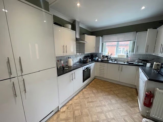 Ash Crescent, Woodhouse, Leeds, LS6 2LL