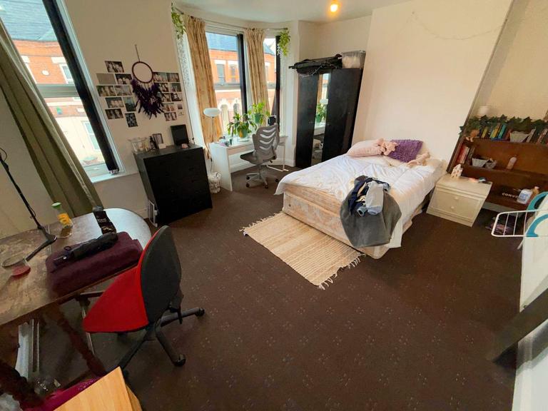 Johnson Road, Lenton, Nottingham, NG7 2BX
