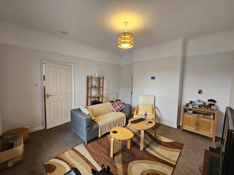 Dereham Road, Golden Triangle, Norwich, NR2 3AB