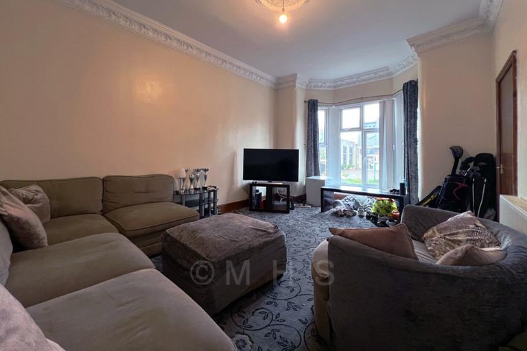 Regent Terrace, Hyde Park, Leeds, LS6 1NP