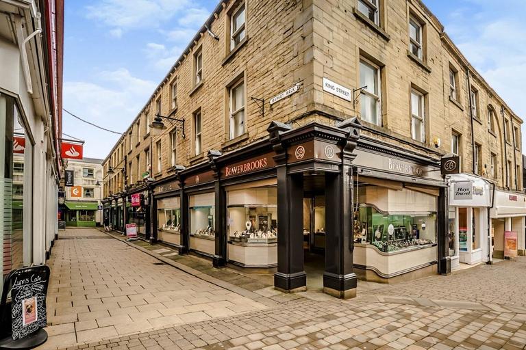 Market Walk, Springwood, Huddersfield, HD1 2QA