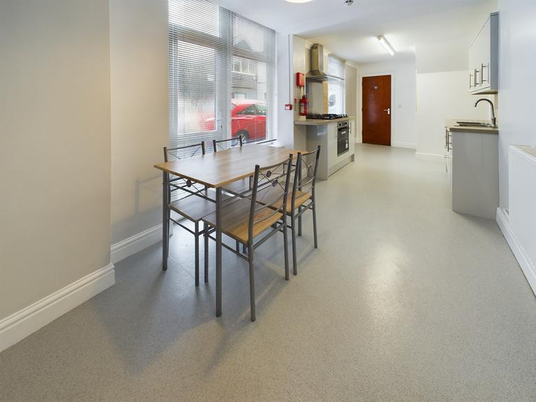 St. Helens Avenue, Sandfields, Swansea, SA1 4NE