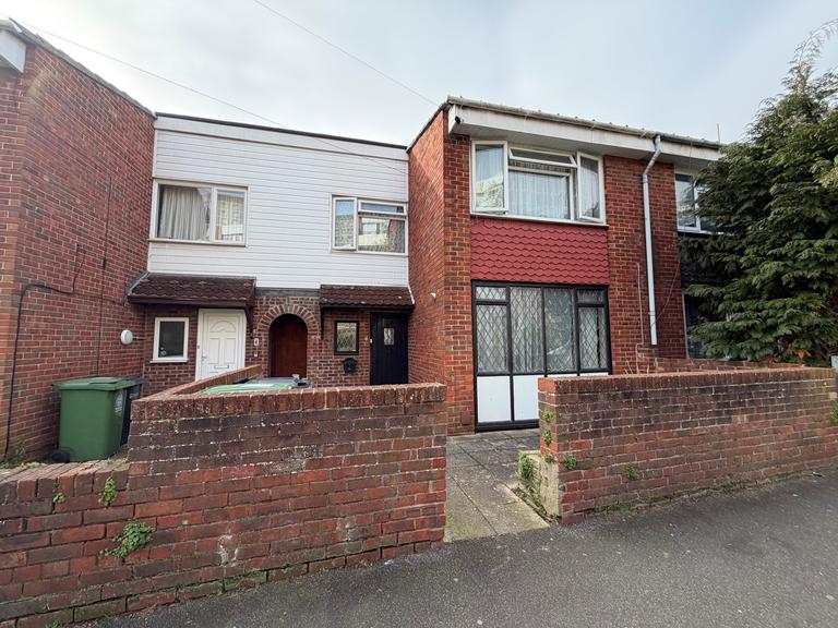 Grosvenor Street, Southsea, Portsmouth, PO5 4JG
