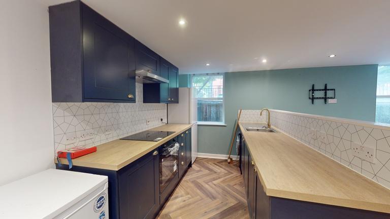 Hyde Terrace, City Centre, Leeds, LS2 9LN