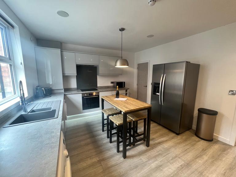 Burchett Terrace, Woodhouse, Leeds, LS6 2LR