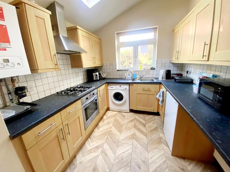 Exchange Road, West Bridgford, Nottingham, NG2 6BX