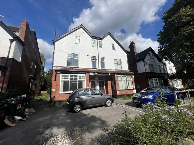 St. Michaels Villas, Headingley, Leeds, LS6 3AF St. Michaels Villas, Headingley, Leeds, LS6 3AF