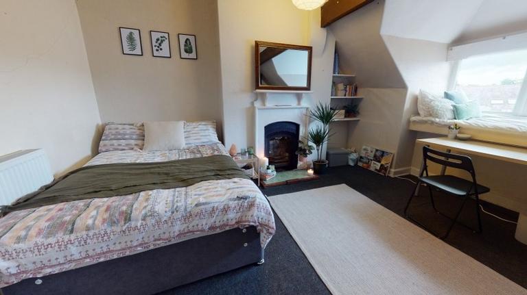 Bainbrigge Road, Headingley, Leeds, LS6 3AD