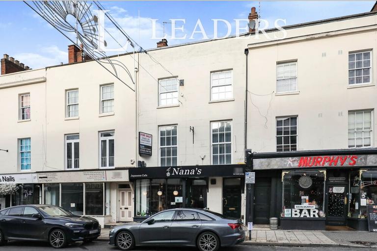 Regent Street, Town Centre, Leamington Spa, CV32 5EJ