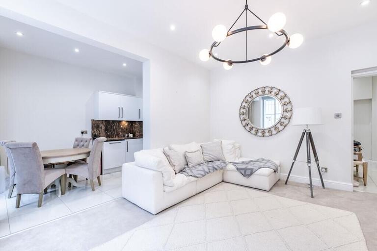 Nottingham Place, Marylebone, London, W1U 5LU