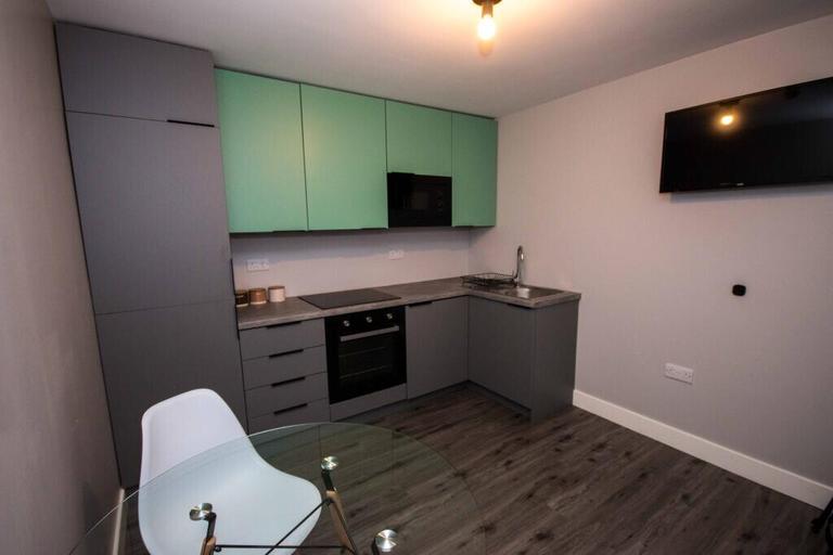 Broomfield Road, Earlsdon, Coventry, CV5 6JW